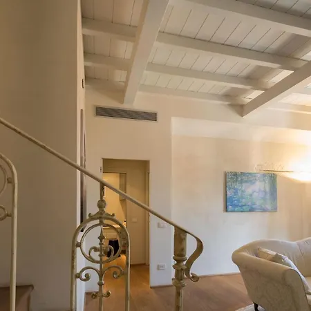 Relais Duomo * 彼得拉桑塔